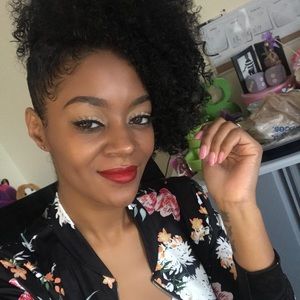 Meet your Posher, Brittney